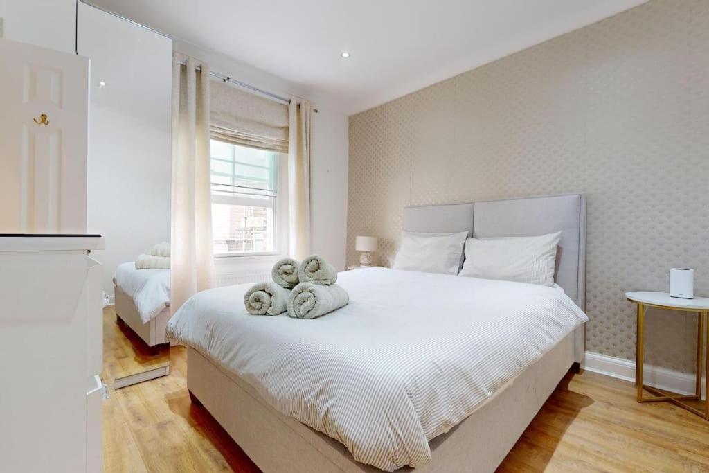 Case de vacanță -air Con- Premium House - Prime Location